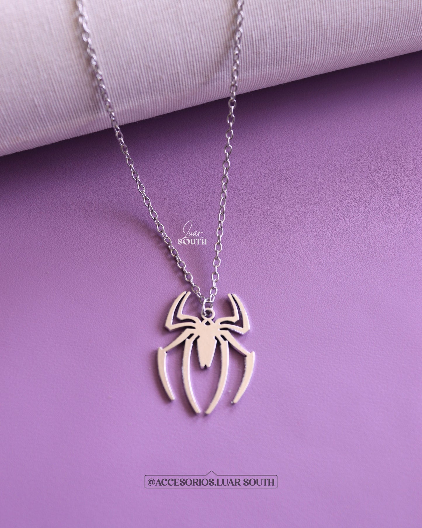 Collar Spider Man